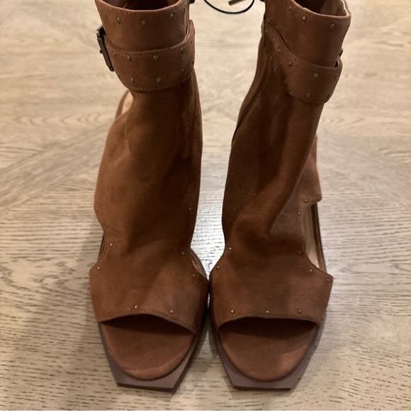 Jessica Simpson Women's Rochha Open Toe Mid Calf Tobacco Bootie Sizes 12 - Picture 2 of 5